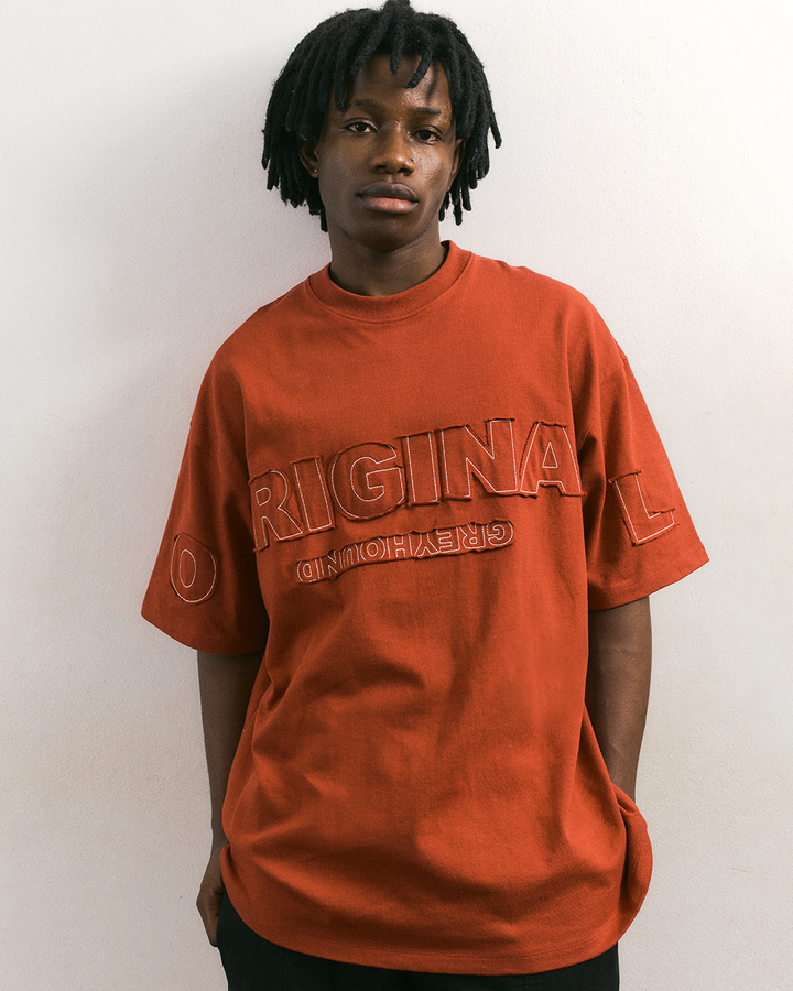 ORIGINAL GREYHOUND APPLIQUED LOGO T-SHIRT