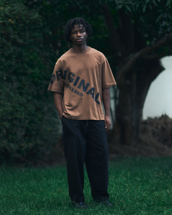 ORIGINAL GREYHOUND OBLIQUE LOGO T-SHIRT