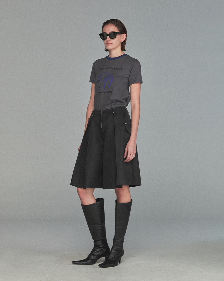 GH PLEATS SHORTS