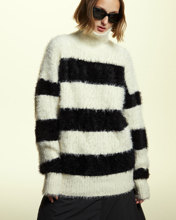 GH STRIPED TURTLENECKS SWEATER