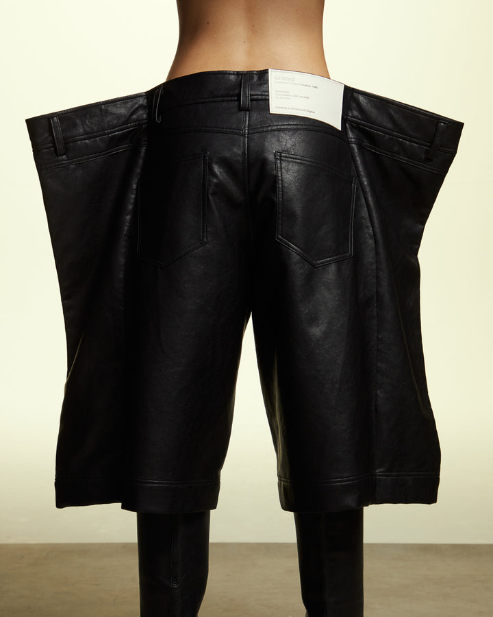 GH PAINTING FRAME  FAUX LEATHER SHORTS