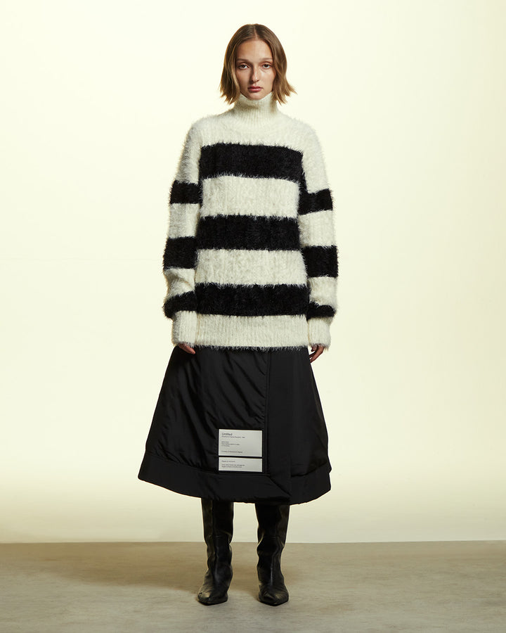 GH STRIPED TURTLENECKS SWEATER