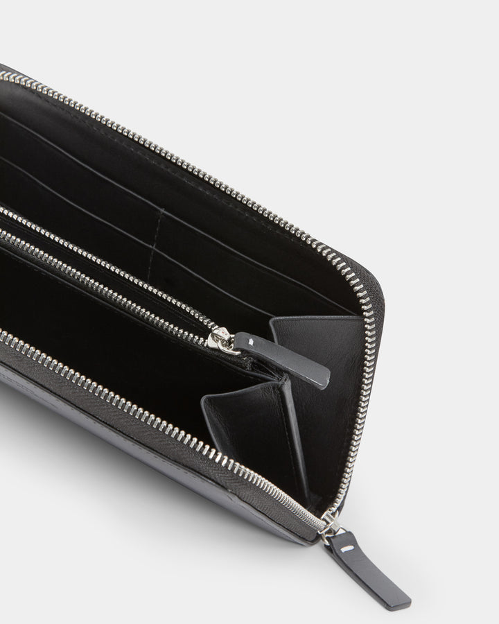 GH LONG LEATHER ART PLAQUE WALLET