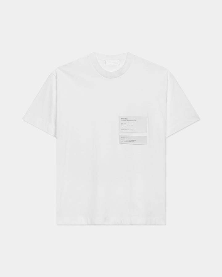 UNTITLED ART PLAQUE LABEL T-SHIRT