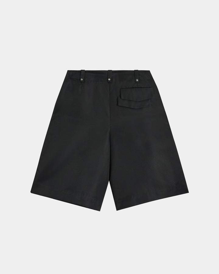 GH PLEATS SHORTS