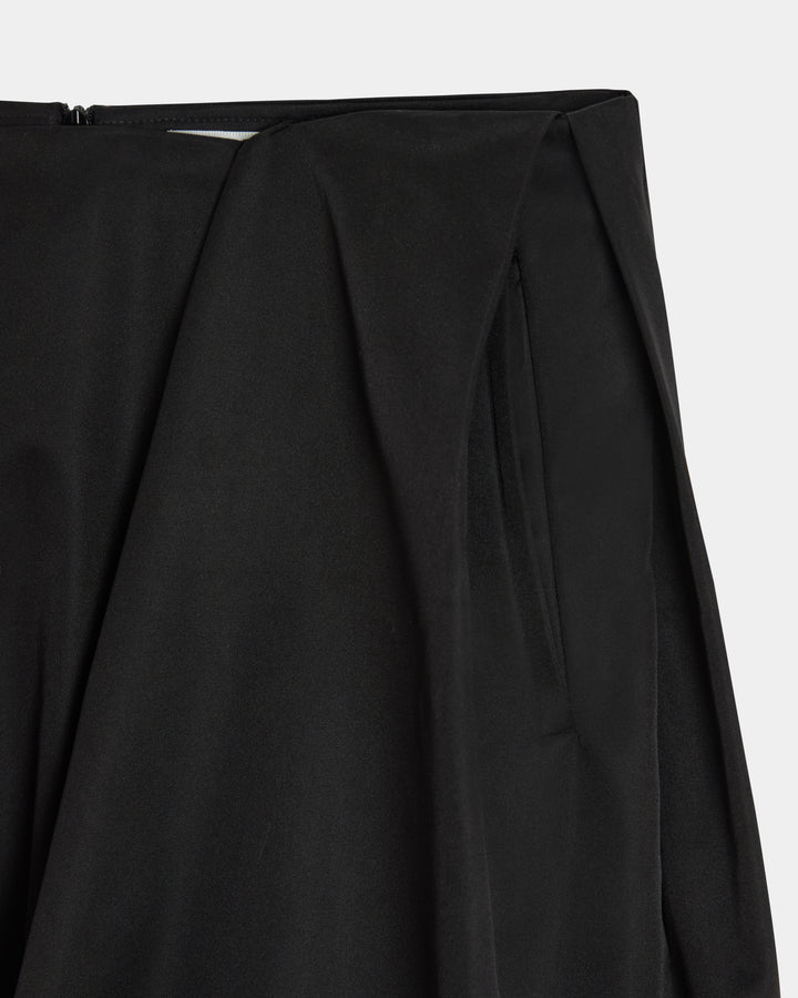 GH PLEATS MAXI SKIRT