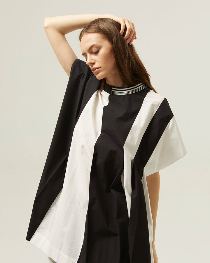 GH ASYMMETRICAL STRIPED SLEEVES OVERSIZED SHIRT